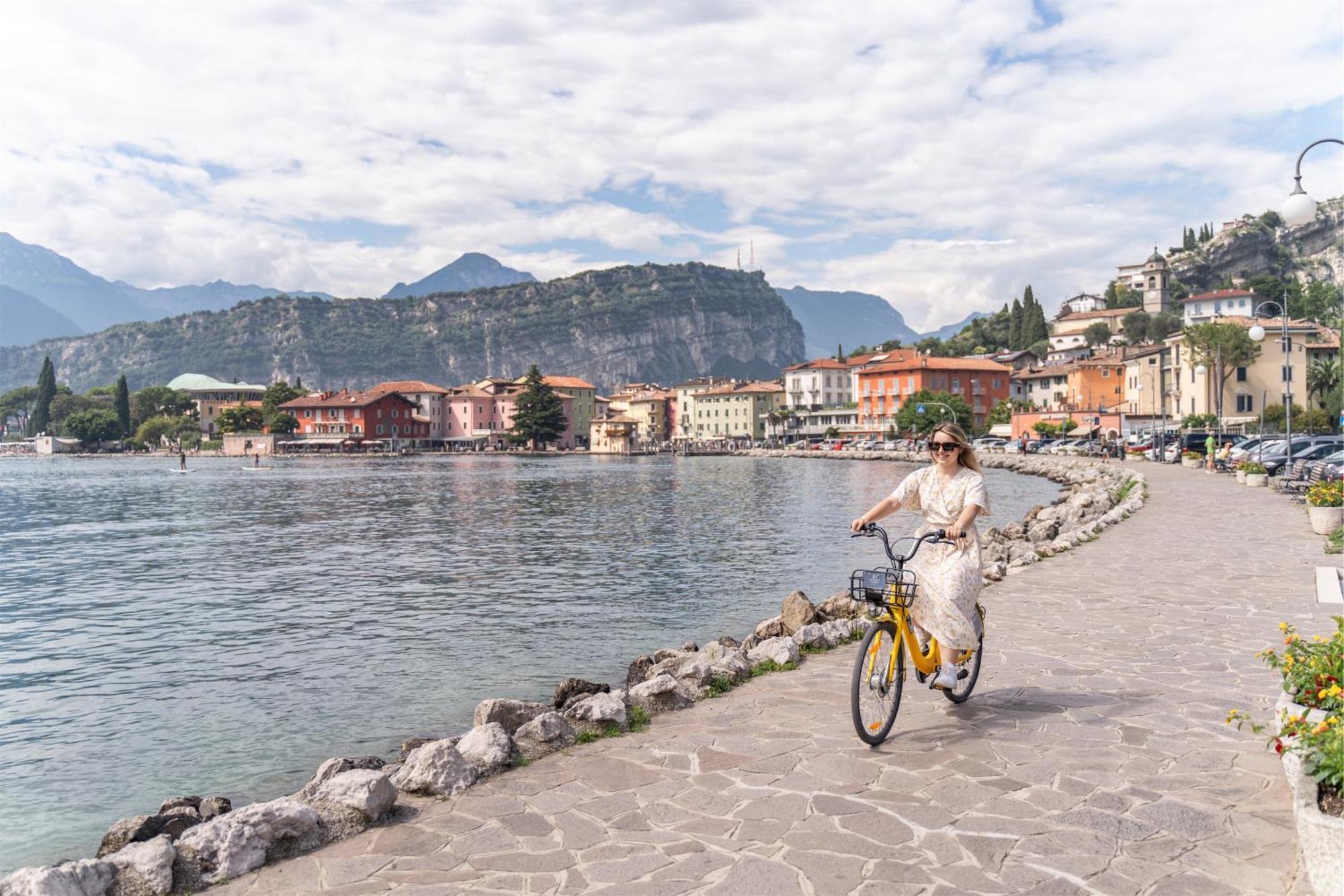 Lake Hotel Ifigenia Torbole Sul Garda Екстер'єр фото